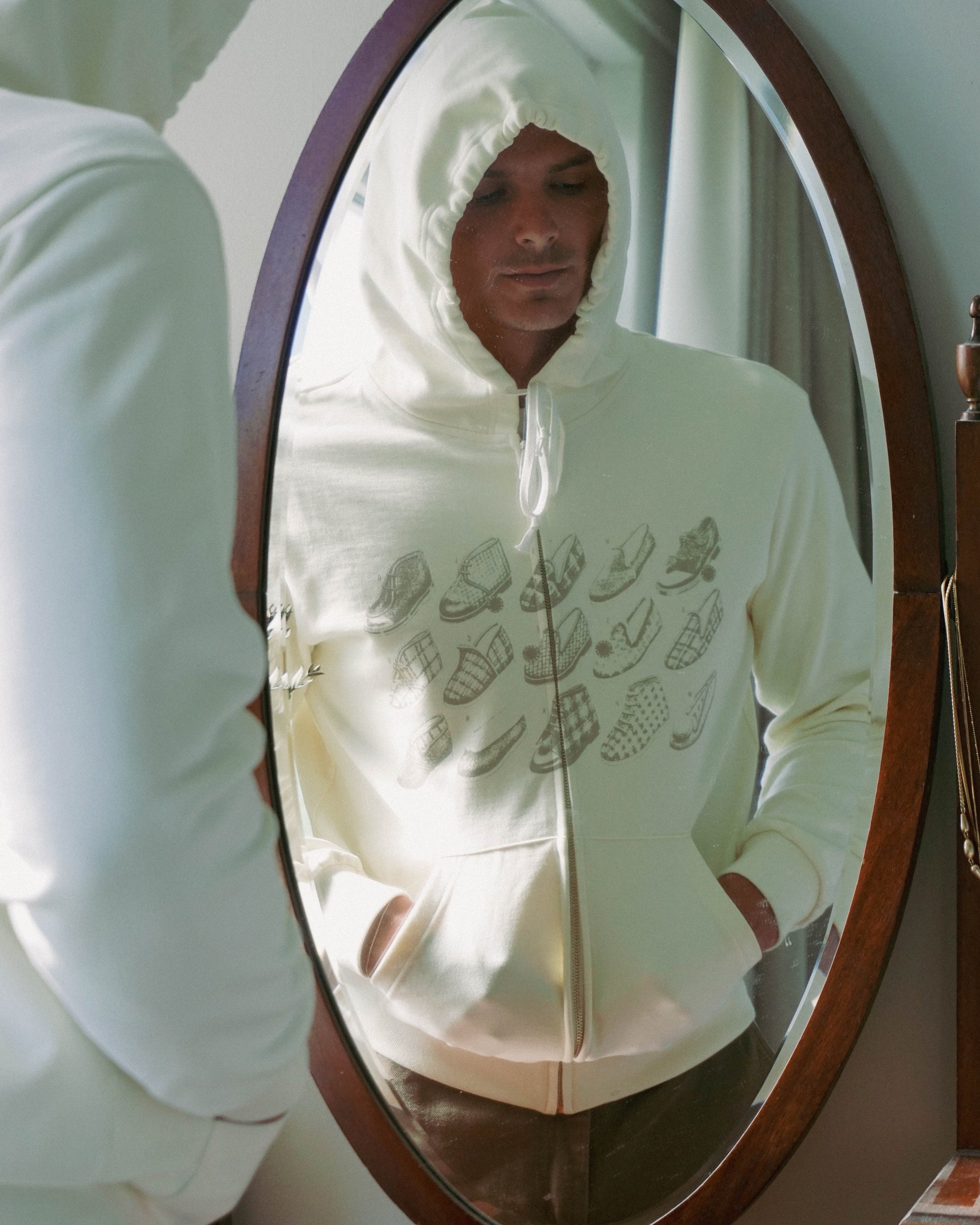 SLIPPER ZIP-UP HOODIE CREAM